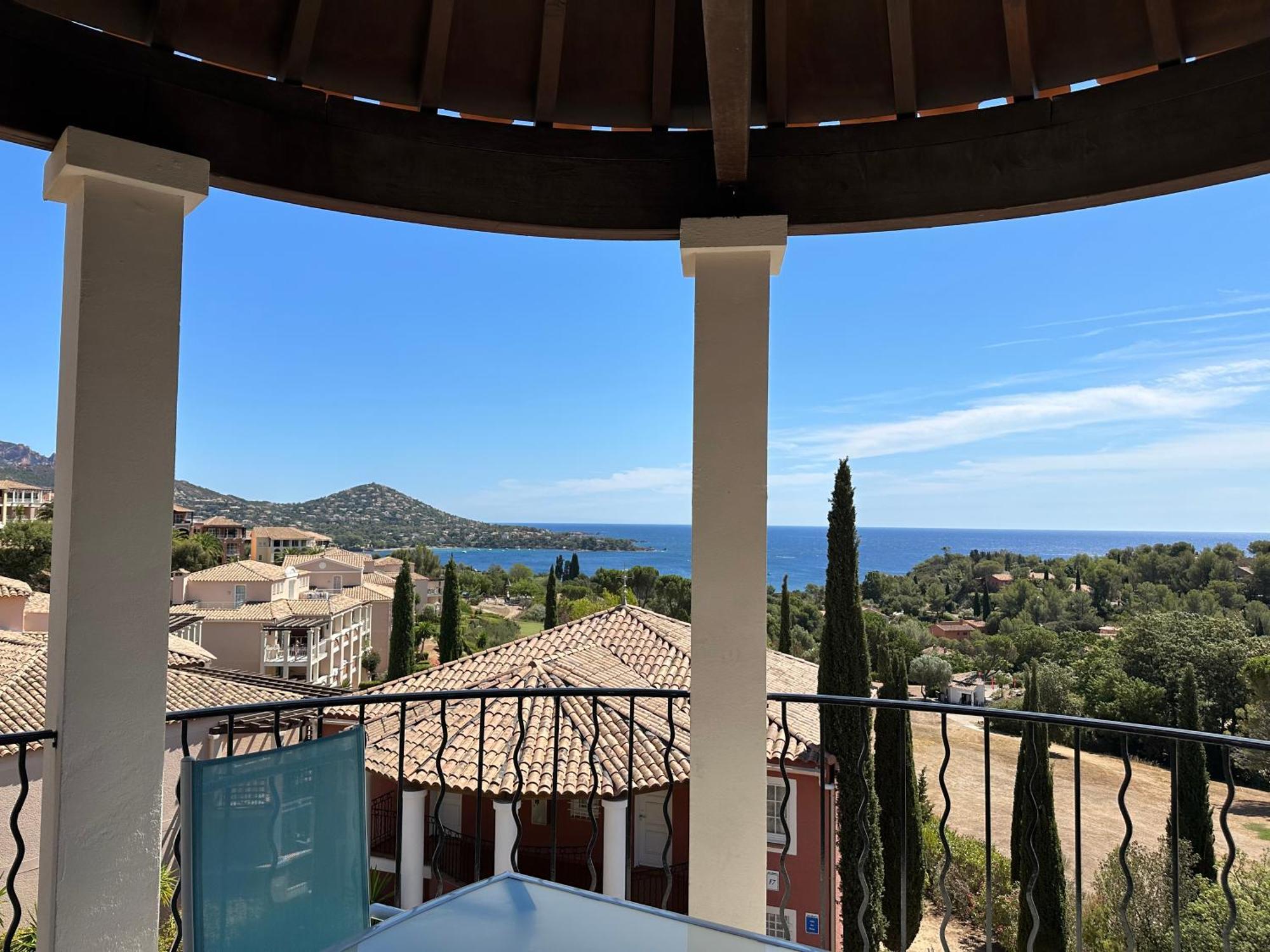 Cap Esterel Vue Mer Et Climatise Saint-Raphaël Exteriér fotografie