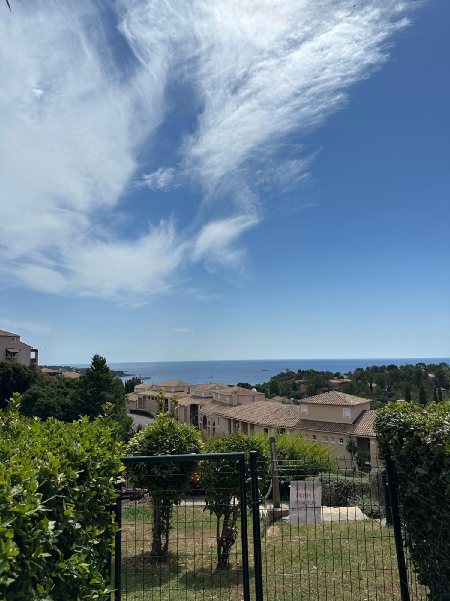 Cap Esterel Vue Mer Et Climatise Saint-Raphaël Exteriér fotografie